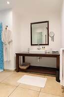 Fairview Signature Suites