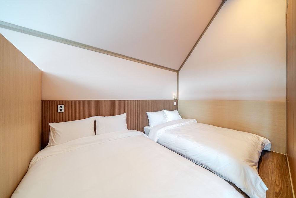 Ganghwa Aiem Glamping