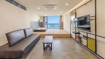 Sokcho W Spa Poolvilla
