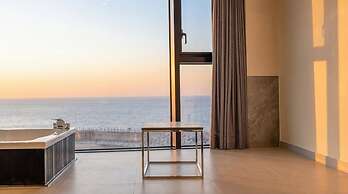 Sokcho W Spa Poolvilla