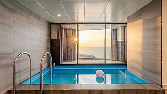 Sokcho W Spa Poolvilla