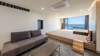 Sokcho W Spa Poolvilla