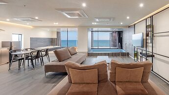 Sokcho W Spa Poolvilla