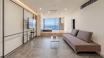 Sokcho W Spa Poolvilla