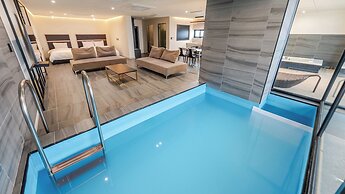 Sokcho W Spa Poolvilla