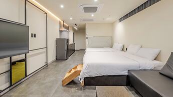 Sokcho W Spa Poolvilla