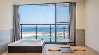 Sokcho W Spa Poolvilla