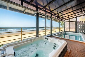 Boryeong Lavar Pool Villa