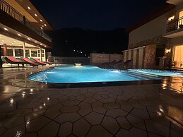 Amritara Chakra River Resort