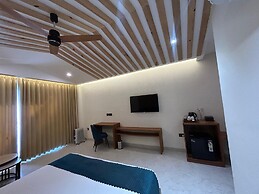 Amritara Chakra River Resort