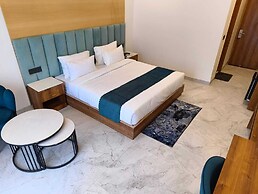 Amritara Chakra River Resort