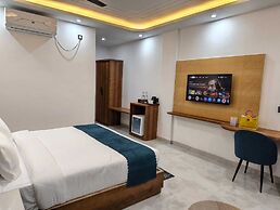 Amritara Chakra River Resort