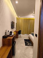 Amritara Chakra River Resort