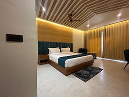 Amritara Chakra River Resort