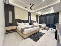 Amritara Chakra River Resort