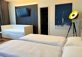 WIND HOTEL