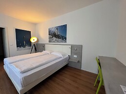 WIND HOTEL