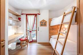 Charming Apartment Close to Cableway