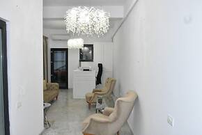 Hotel Monica