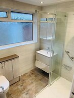 Wardenlea Holiday Home