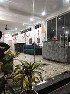 Shri Dham Hotel And Resort