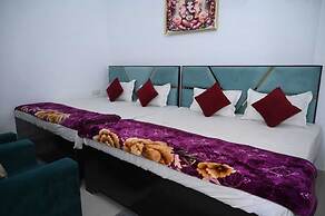 Shri Dham Hotel And Resort