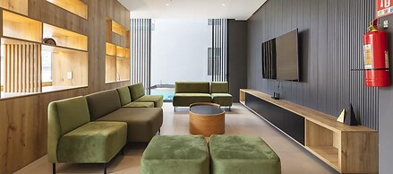 Seis Residences