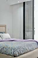 Seis Residences