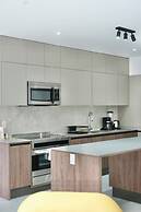 Seis Residences