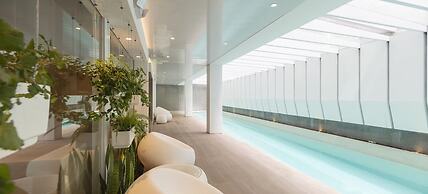 Seis Residences