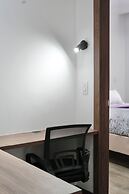 Seis Residences