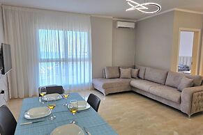 Sea View Apartment in Durres Beach 100