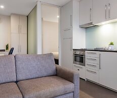 Edtrack APT - Near Crown Casino