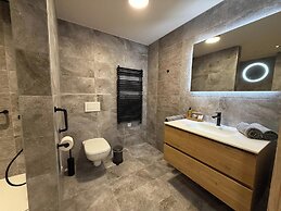 Le Fourquet Blaugies Hotel & Restaurant