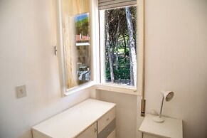 Spacious First-floor Flat Near the Beach
