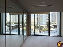 Vogue | Creek Edge Creek Harbor Waterfront Living