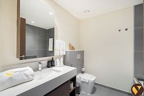 Vogue | Creek Edge Creek Harbor Waterfront Living