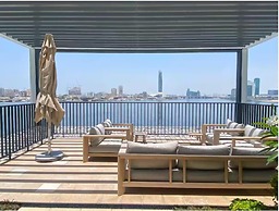 Vogue | Creek Edge Creek Harbor Waterfront Living