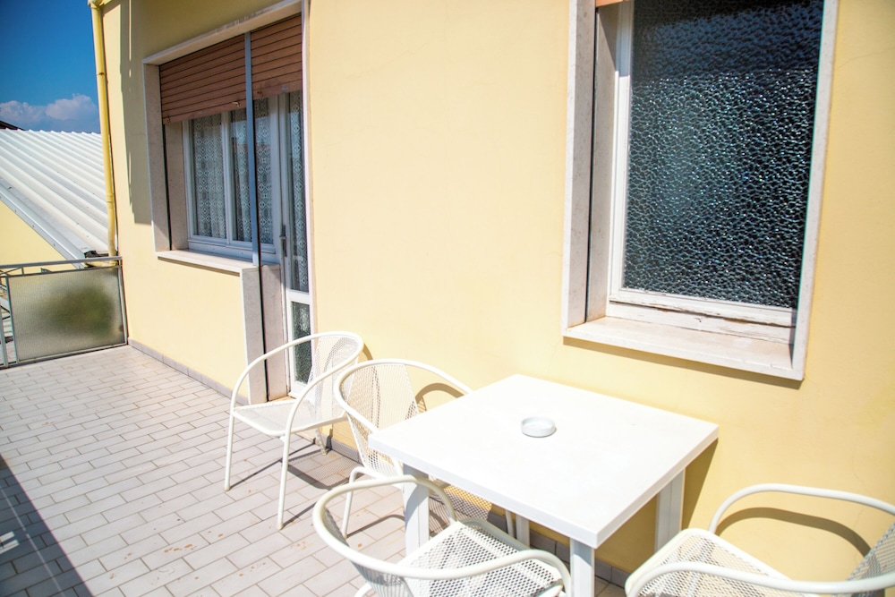 Two Bedroom Flat Close to the Beach in Eraclea