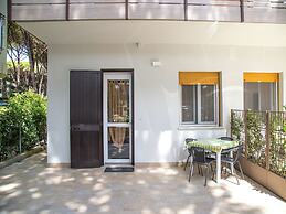 Modern Accommodation With a Lovely Patio