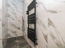 The Penthouse at 86