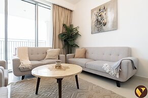 Vogue | Icon Bay Creek Harbour | Waterfront Living