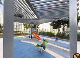 Vogue | Icon Bay Creek Harbour | Waterfront Living