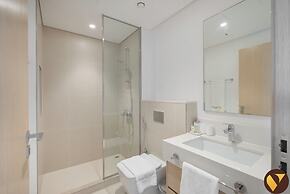 Vogue | Icon Bay Creek Harbour | Waterfront Living