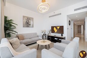Vogue | Icon Bay Creek Harbour | Waterfront Living