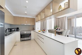 Vogue | Icon Bay Creek Harbour | Waterfront Living