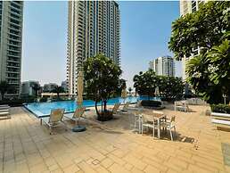 Vogue | Icon Bay Creek Harbour | Waterfront Living