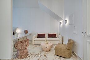 Nalia Suites