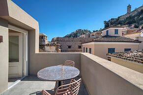 Nalia Suites