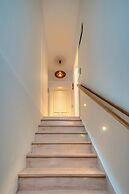 Nalia Suites